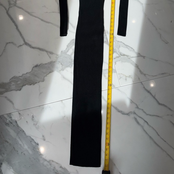 Naked Wardrobe Snatched V-Neck Long Sleeve Midi Dress - Picture 3 of 4